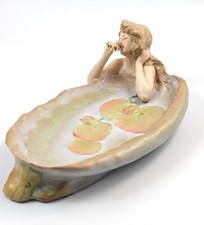 Figurine En Porcelaine Art Nouveau Antique Par Ernst Wahliss, Fin Du 19E Siècle