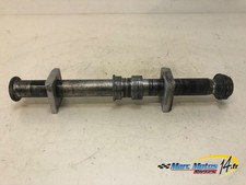 AXE DE ROUE ARRIERE SUZUKI