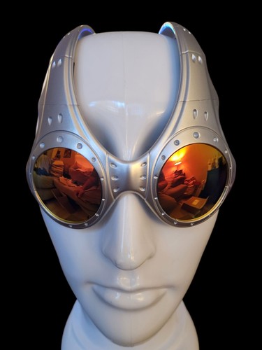 Oakley over the top - the,