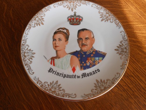 Assiette décorative - assiette,