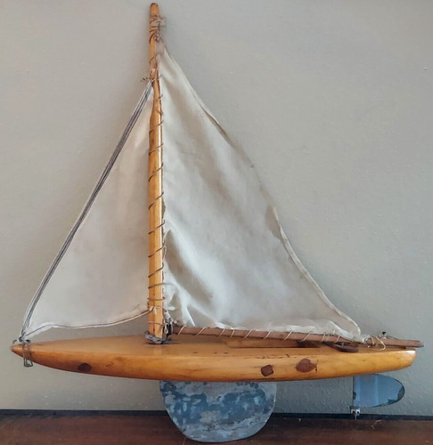 Vintage handmade wooden - wooden, pond
