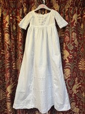 Ancienne robe de bapteme pour