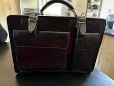 PETIT SAC CARTABLE EN CUIR EPAIS NOIR