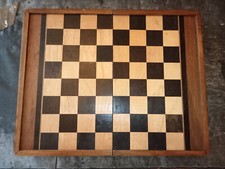 Ancien Backgammon Jacquet / Echecs marqueterie - tapis en mousse insolé - 55x44