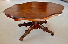 Table basse  Plateau Forme Violon , style Napoléon III,  acajou flammé, TBE