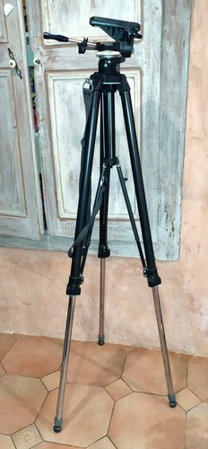 Manfrotto trépied model 058