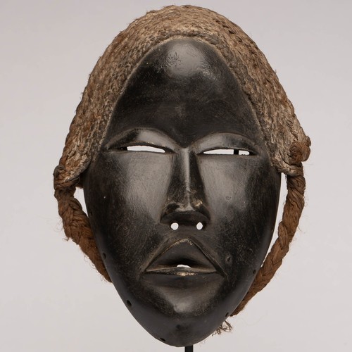 1370 masque dan - 1370,