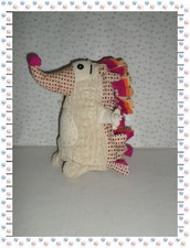 ㉕ - Doudou Peluche Pikos le