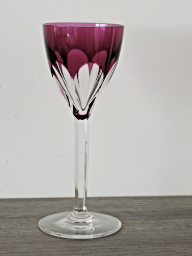 Verre facettes sur pieds - a,