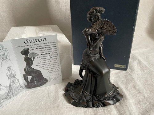 Figurine sasmira ébène - figurine,