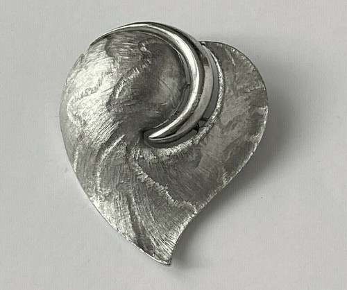 Grande broche vintage coeur - grande,