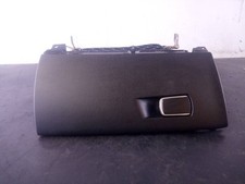 BOITE À GANTS / P2-A2-4 / 2506986 POUR BMW SERIE 1 LIM. F20/F21 116D SPORT LIN