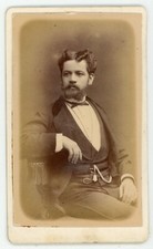 CDV PHOTO Gueit & Viacara à Marseille, bel homme collier de barbe moustache