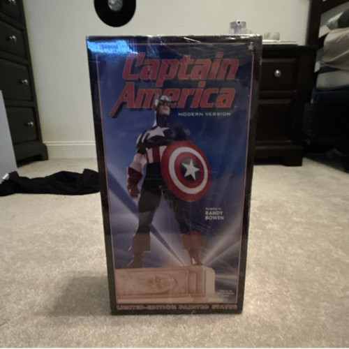 Marvel limited captain - marvel,