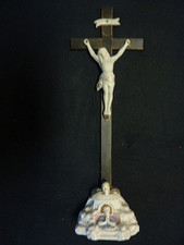 Christ crucifix XIXe porcelaine biscuit
