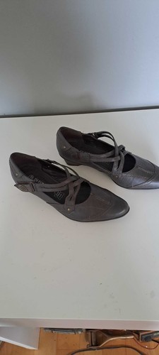 Chaussures marrons tressées - ,