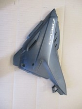Cache latéral droit gris pour Honda 125 CBF - JC40A