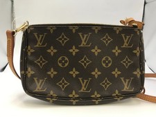 LOUIS VUITTON Monogram