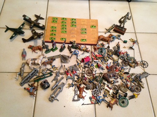 Gros lot soldats chevaux - lot,