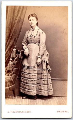 Cdv 1875 jeune femme - jeune, robe