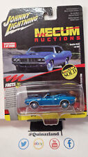 Johnny  Lightning 1971 Plymouth Cuda Convertible in Blue Fire Metallic (NG31)