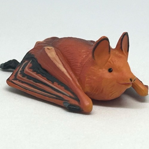 Figurine écureuil volant