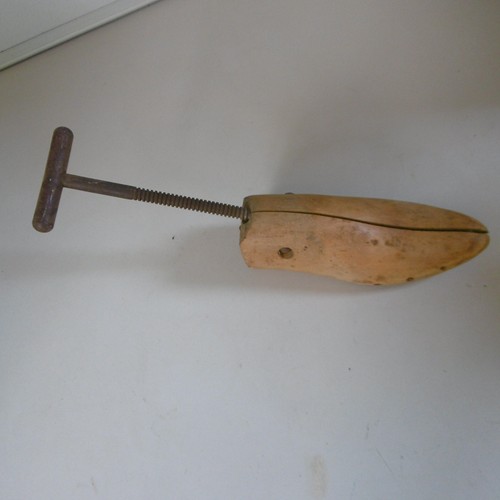 Ancien embauchoir chaussure - embauchoir,