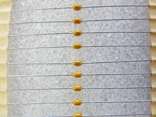 50x AVX Condensateur