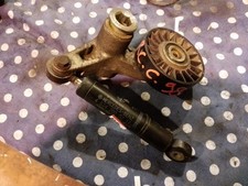 Entretien de l'amortisseur du tendeur de co...  MERCEDES-BENZ VITO (W638) 110 TD