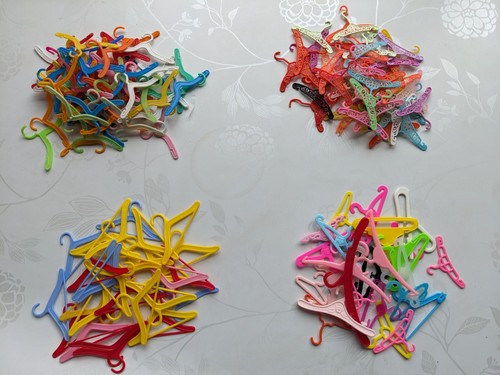 Lots cintres barbie - de,
