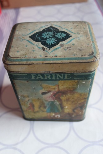 Ancienne boite métallique - ancienne,