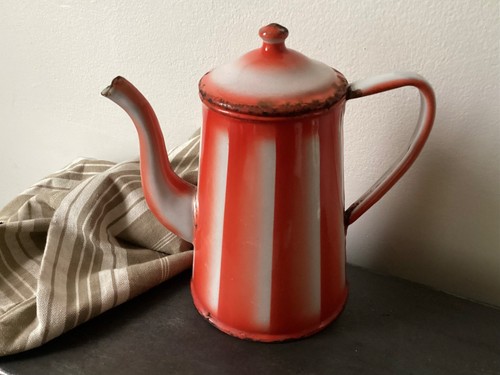 Ancienne cafetière tôle - ancienne,