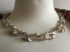 Collier articulé argenté