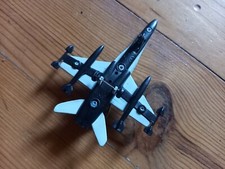 avion de chasse de la navy gris et jaune en bonne état de majorette 