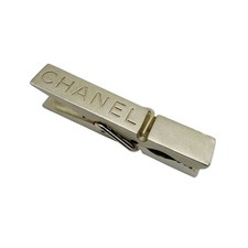 Pinces à linge CHANEL pince