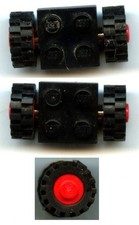 LEGO : 2 éléments roues + essieu + plaque noire, jante avec relief rouge - AX1