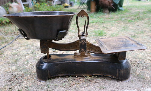 Ancienne balance cuisine - balance,