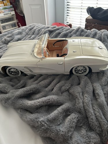 Bratz car 1962 chevy - bratz,