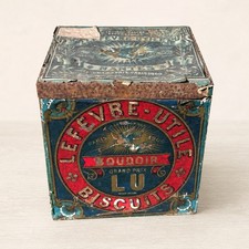 Boîte ancienne en tôle -