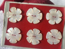 Rare petite plaque boutons