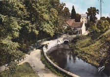 Carte postale 10x15cm postcard MEUNG-SUR-LOIRE paysage sur la rivière "Mauves"