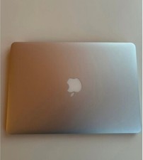 Apple MacBook Air 13,3” (128Go SSD, Intel Core i5 5ème Génération, 1,8 GHz, 8Go)