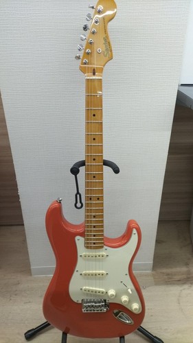 Guitare électrique squier - électrique,