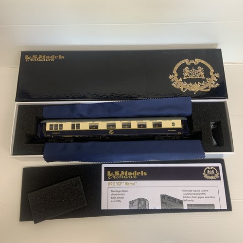 Train models 49177 - ho,