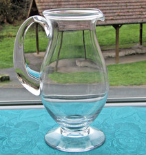 Carafe a eau en cristal de