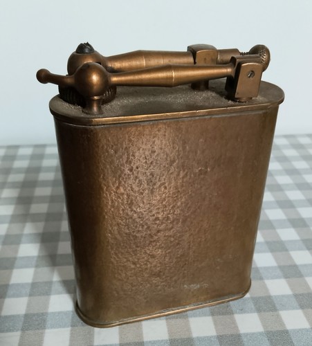 Ancien joli briquet table - joli, de