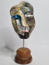 Masque en céramique raku