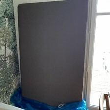 TETE DE LIT 110 x 180 comme neuf ,gris, bois et tissus.