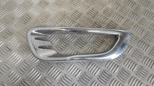 Contour grille pare choc - , avant