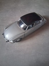 SOLIDO 1/18 Citroën DS19 1963. Comme neuve